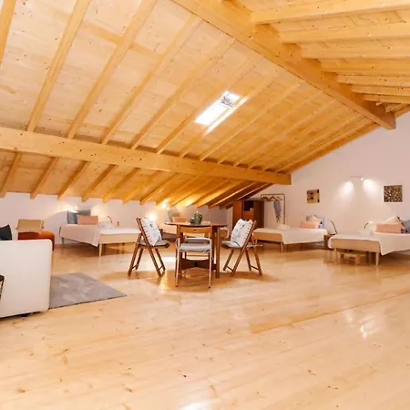 Apartman Espacoso Em - Ideal Grupos *